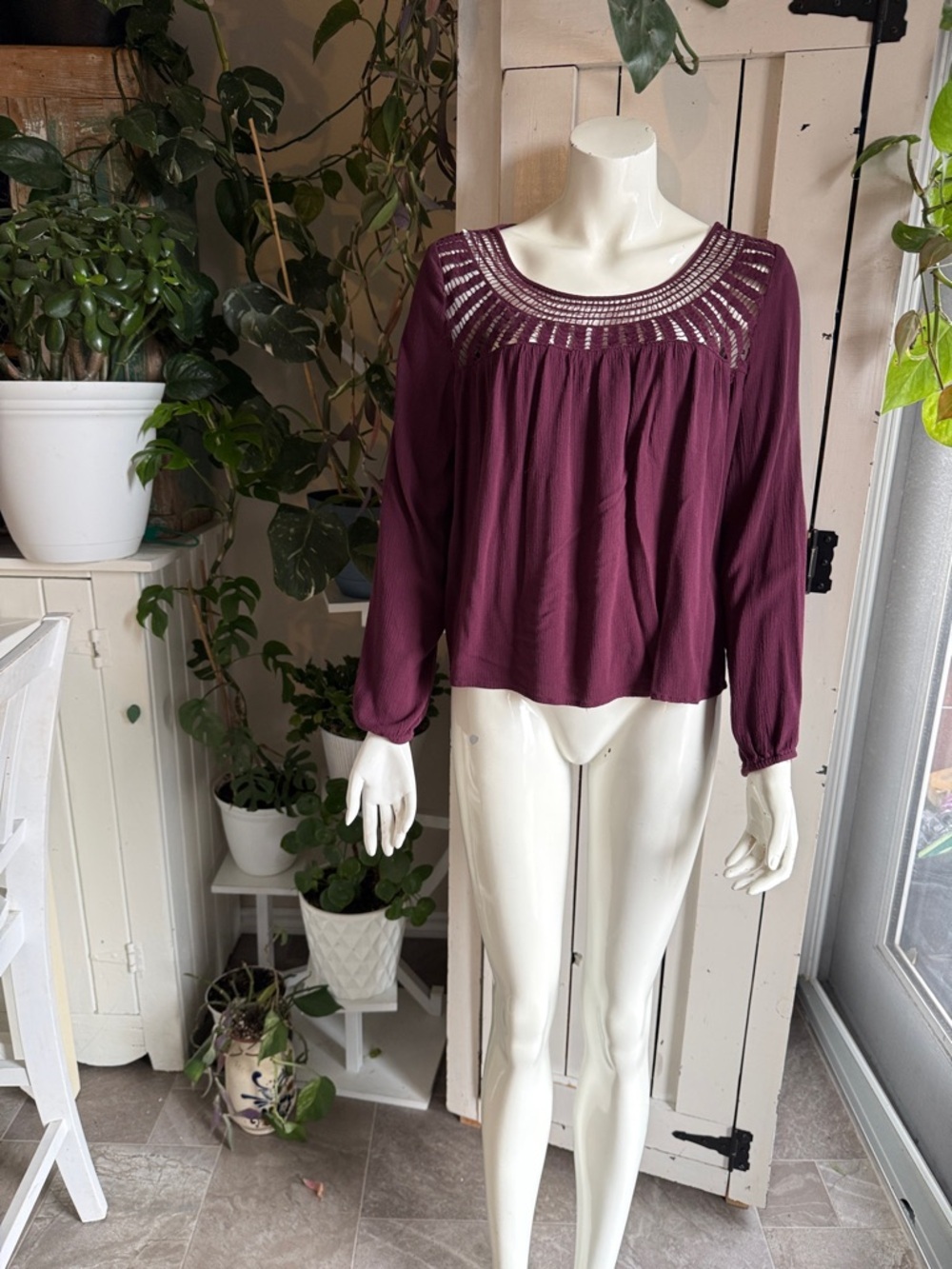 Aeropostale Womens Long-Sleeve Peasant boho Blouse in Plum XL